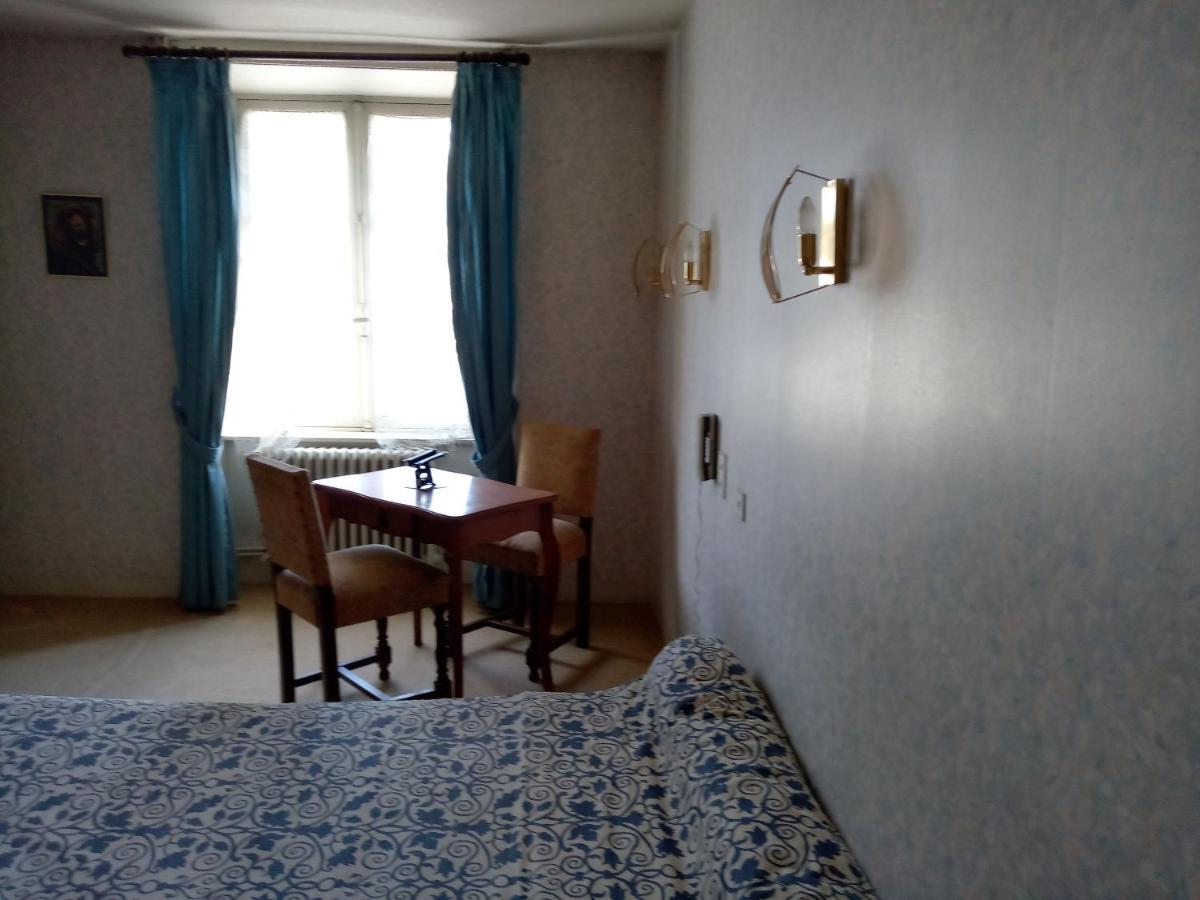 Chambres D'Hotes Des Voyageurs Magnac-Bourg Kültér fotó